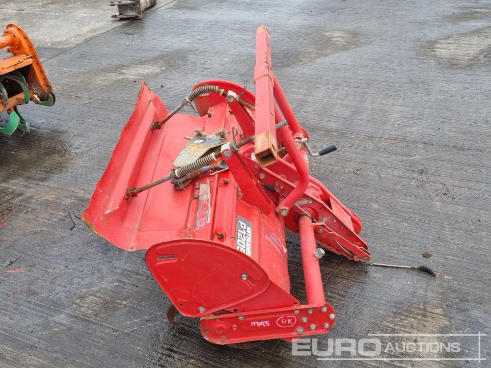 Mitsubishi P1205S - Machine agricole: photos 2 Mitsubishi P1205S - Machine agricole: photos 2