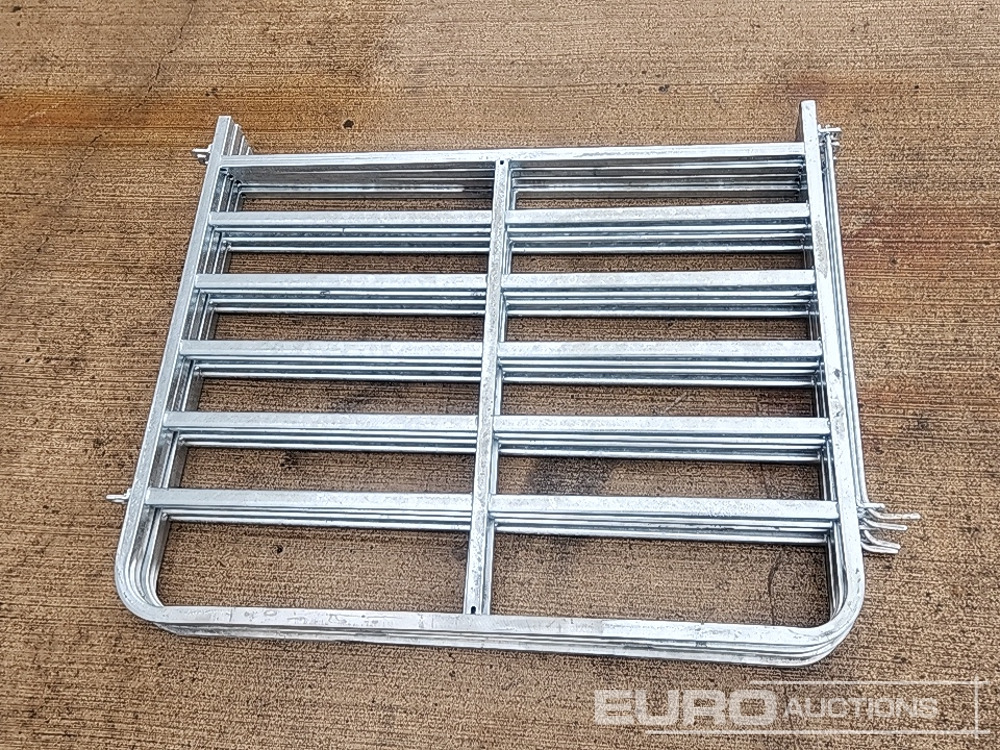 Machine agricole Unused 4' Galvanised Sheep Hurdle (4 of): photos 6 Machine agricole Unused 4' Galvanised Sheep Hurdle (4 of): photos 6