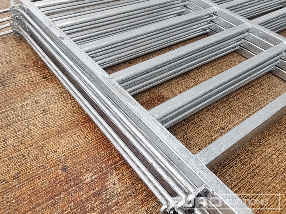 Machine agricole Unused 4' Galvanised Sheep Hurdle (4 of): photos 7 Machine agricole Unused 4' Galvanised Sheep Hurdle (4 of): photos 7