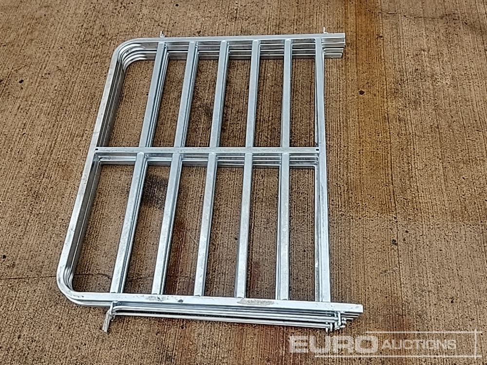 Machine agricole Unused 4' Galvanised Sheep Hurdle (4 of): photos 13 Machine agricole Unused 4' Galvanised Sheep Hurdle (4 of): photos 13