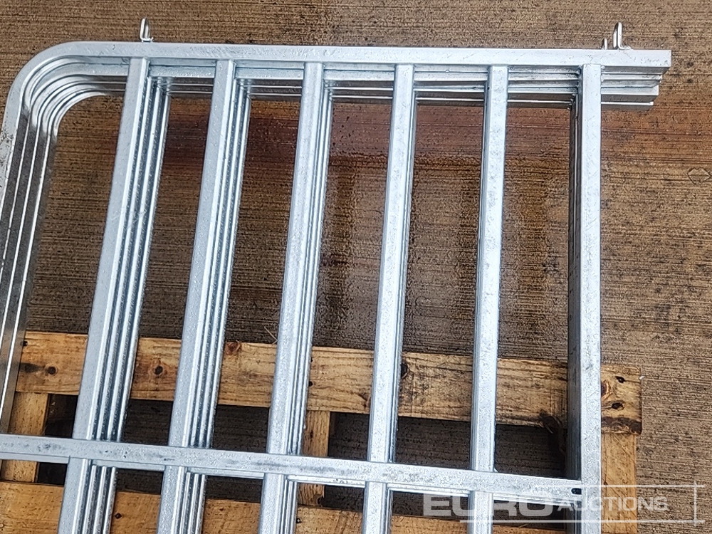 Machine agricole Unused 8' Galvanised Sheep Hurdle (4 of): photos 20 Machine agricole Unused 8' Galvanised Sheep Hurdle (4 of): photos 20