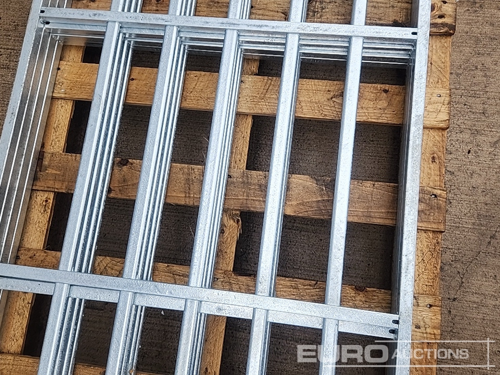 Machine agricole Unused 8' Galvanised Sheep Hurdle (4 of): photos 19 Machine agricole Unused 8' Galvanised Sheep Hurdle (4 of): photos 19