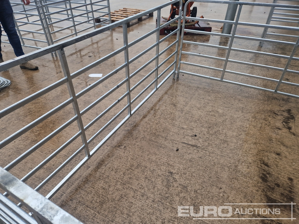 Machine agricole Unused 8' Galvanised Sheep Hurdle (4 of): photos 9 Machine agricole Unused 8' Galvanised Sheep Hurdle (4 of): photos 9