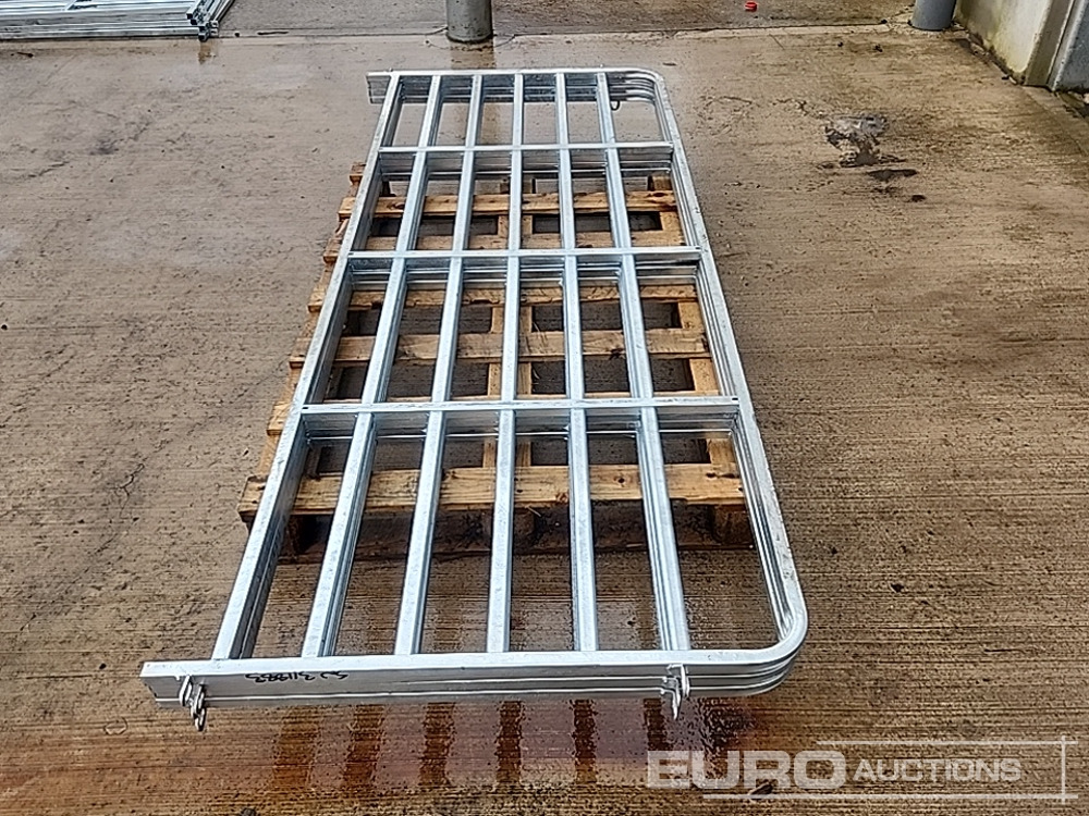 Machine agricole Unused 8' Galvanised Sheep Hurdle (4 of): photos 13 Machine agricole Unused 8' Galvanised Sheep Hurdle (4 of): photos 13
