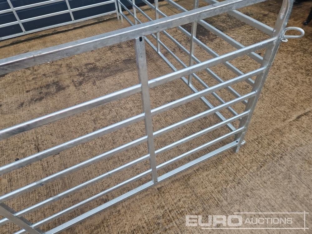 Machine agricole Unused 8' Galvanised Sheep Hurdle (4 of): photos 6 Machine agricole Unused 8' Galvanised Sheep Hurdle (4 of): photos 6
