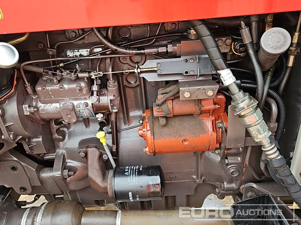 Tracteur agricole Massey Ferguson MF362: photos 20 Tracteur agricole Massey Ferguson MF362: photos 20