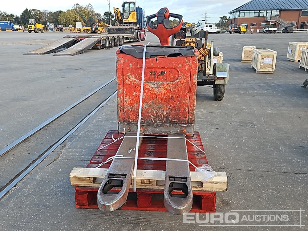 Matériel de manutention Linde T16: photos 8