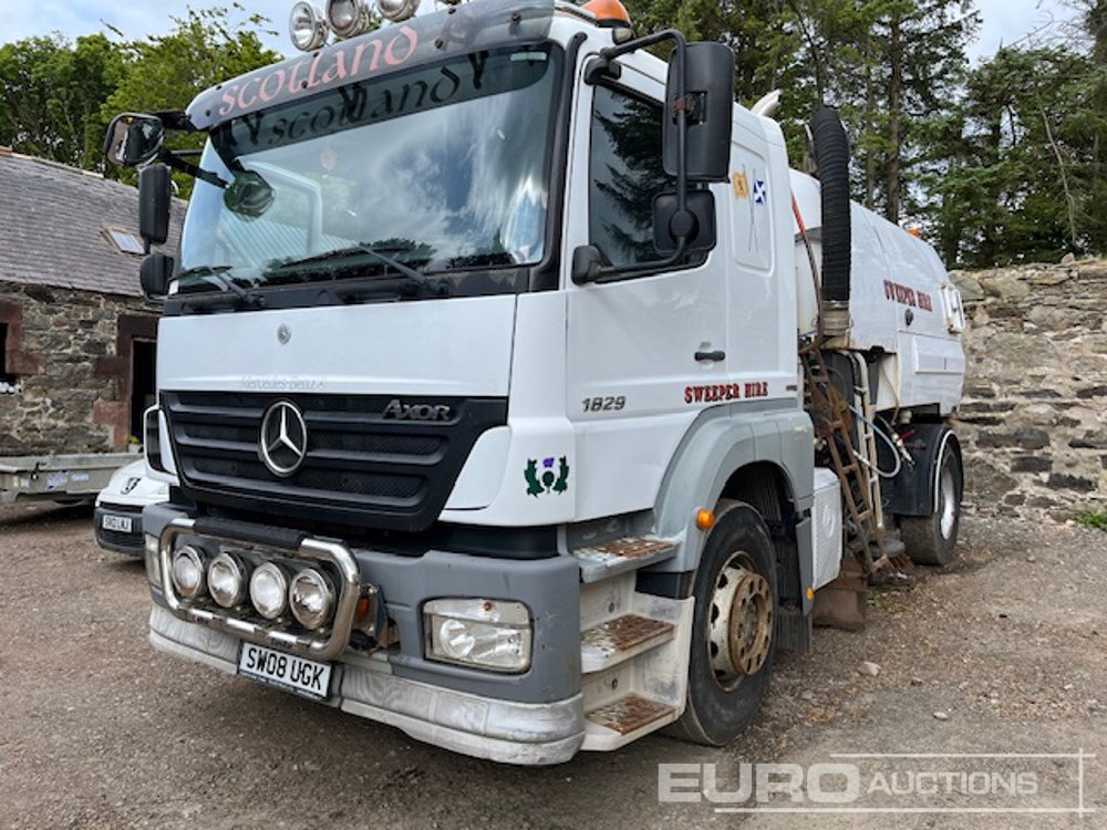 Mercedes Benz AXOR 1829 - Balayeuse de voirie: photos 1 Mercedes Benz AXOR 1829 - Balayeuse de voirie: photos 1