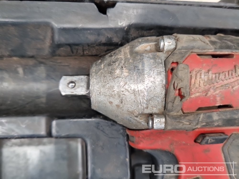 Matériel de chantier Milwaukee 18 Volt Impact Wrench (Body Only): photos 12
