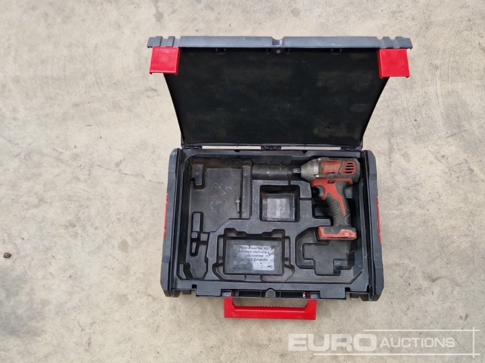 Matériel de chantier Milwaukee 18 Volt Impact Wrench (Body Only): photos 8