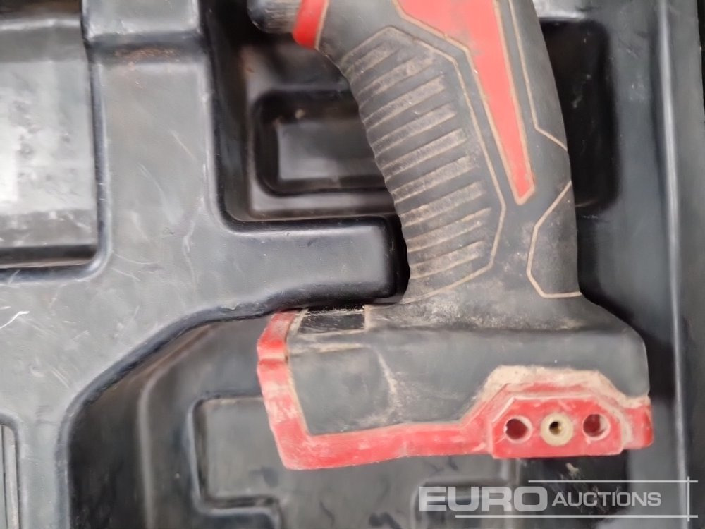 Matériel de chantier Milwaukee 18 Volt Impact Wrench (Body Only): photos 15