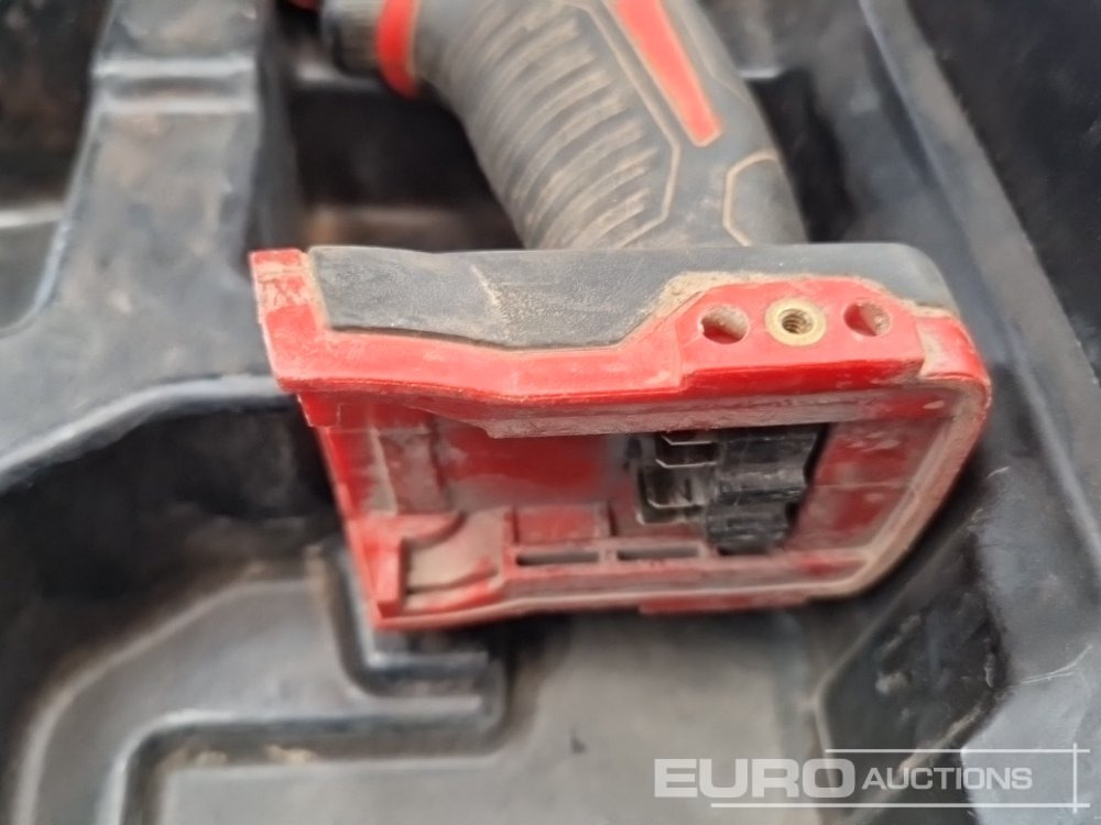 Matériel de chantier Milwaukee 18 Volt Impact Wrench (Body Only): photos 16