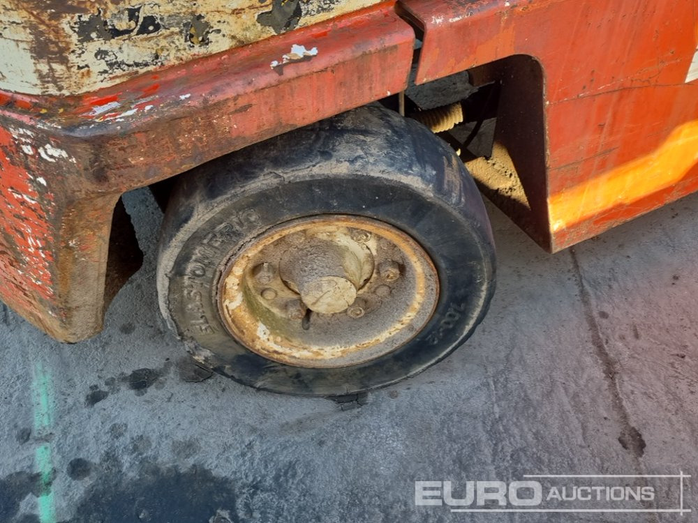 Chariot élévateur diesel Nissan YGF03A40TU: photos 12