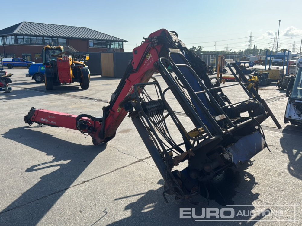 Palfinger EPSILON M125L CLASSIC - Grue auxiliaire: photos 2 Palfinger EPSILON M125L CLASSIC - Grue auxiliaire: photos 2