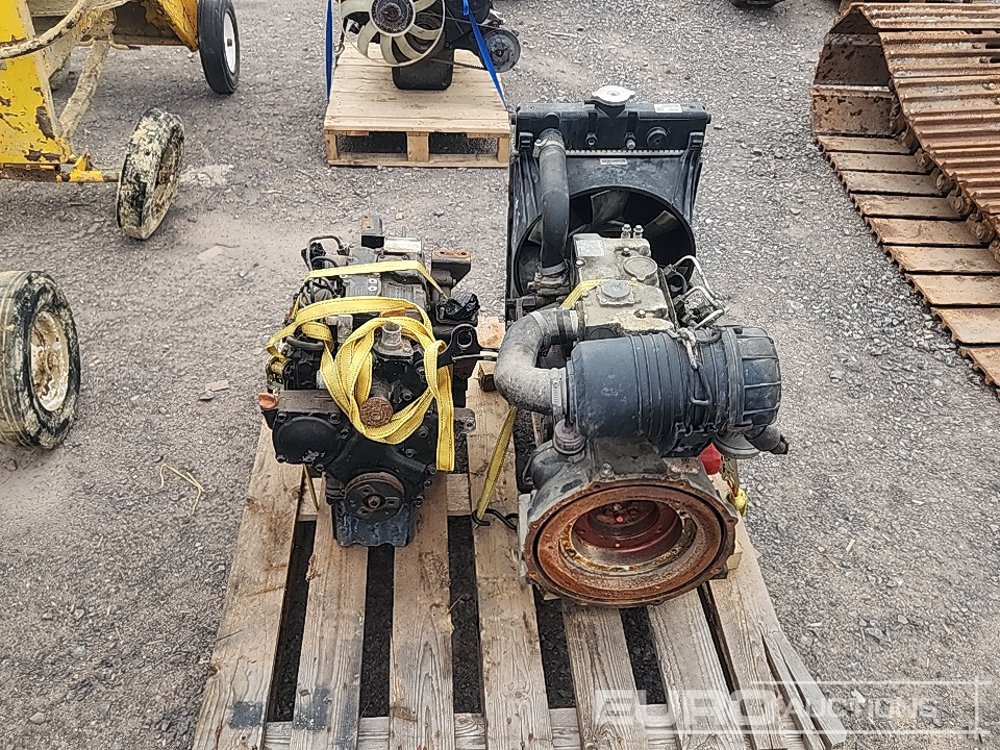 Perkins 3 Cylinder Diesel Engine, Yanmar 3 Cylinder Diesel Engine (2 of) - Moteur: photos 4 Perkins 3 Cylinder Diesel Engine, Yanmar 3 Cylinder Diesel Engine (2 of) - Moteur: photos 4