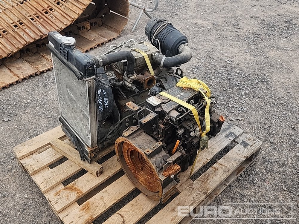 Perkins 3 Cylinder Diesel Engine, Yanmar 3 Cylinder Diesel Engine (2 of) - Moteur: photos 1 Perkins 3 Cylinder Diesel Engine, Yanmar 3 Cylinder Diesel Engine (2 of) - Moteur: photos 1