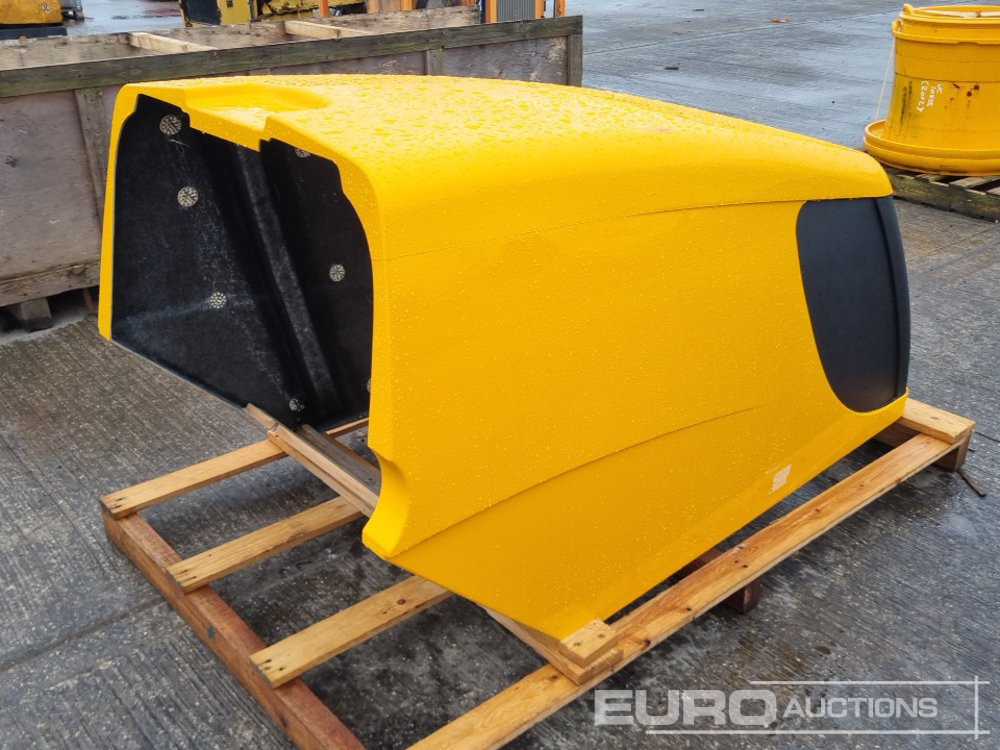 JCB Bonnet Cover to suit 772 - Pièces de rechange: photos 5 JCB Bonnet Cover to suit 772 - Pièces de rechange: photos 5
