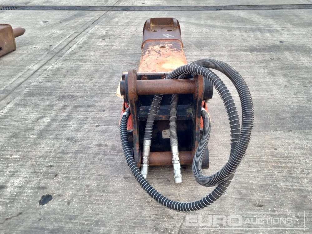 Rammer Hydraulic Breaker 80mm Pin to suit 20 Ton Excavator - Marteau hydraulique: photos 4 Rammer Hydraulic Breaker 80mm Pin to suit 20 Ton Excavator - Marteau hydraulique: photos 4