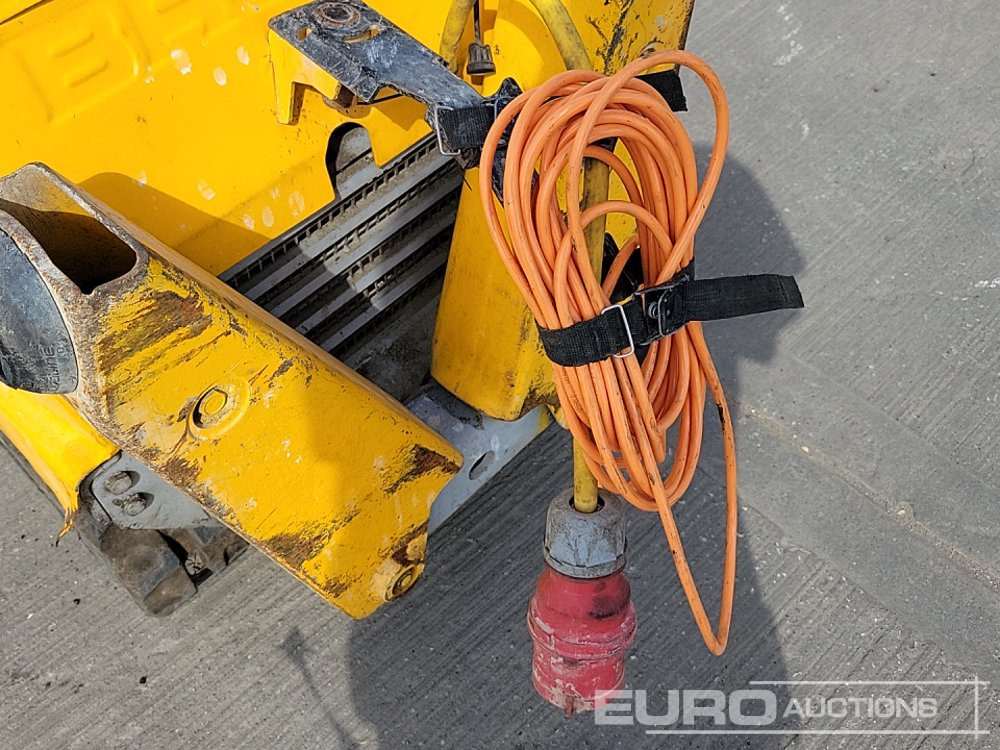 Mini pelle Remote Controlled Excavator, Rubber Tracks, Piped, Stabilisers: photos 26