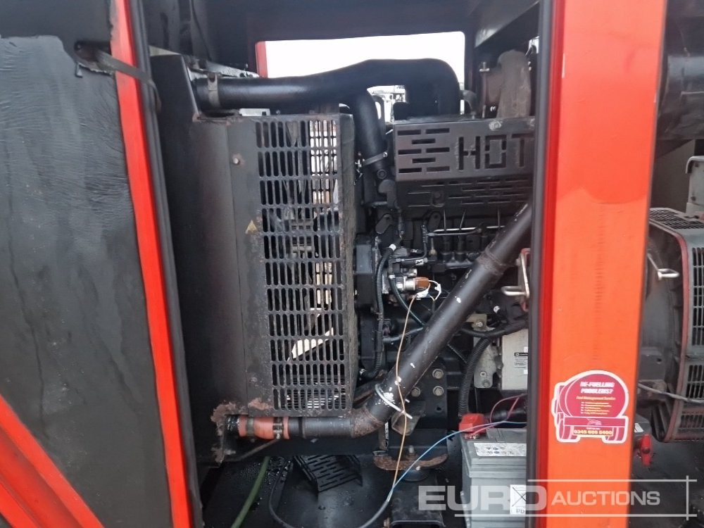 Groupe électrogène SDMO R110: photos 22 Groupe électrogène SDMO R110: photos 22