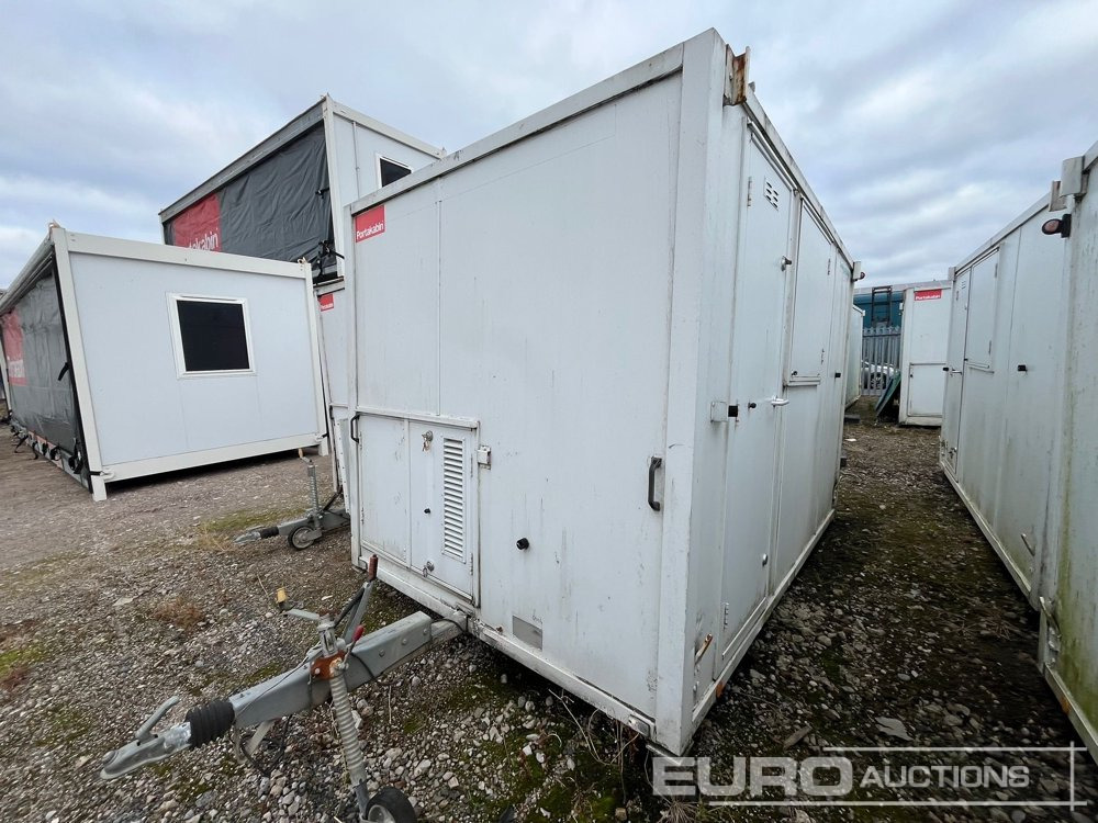 Single Axle Welfare Unit, Toilet, Drying Room, 3.3kVA Generator (Sold Off Site, Situated at Lyncastle Rd, Barleycastle Trading Estate, Warrington WA4 4RE, Contact James Turner 0044 7796 615 692 For Mo - Conteneur maritime: photos 3 Single Axle Welfare Unit, Toilet, Drying Room, 3.3kVA Generator (Sold Off Site, Situated at Lyncastle Rd, Barleycastle Trading Estate, Warrington WA4 4RE, Contact James Turner 0044 7796 615 692 For Mo - Conteneur maritime: photos 3