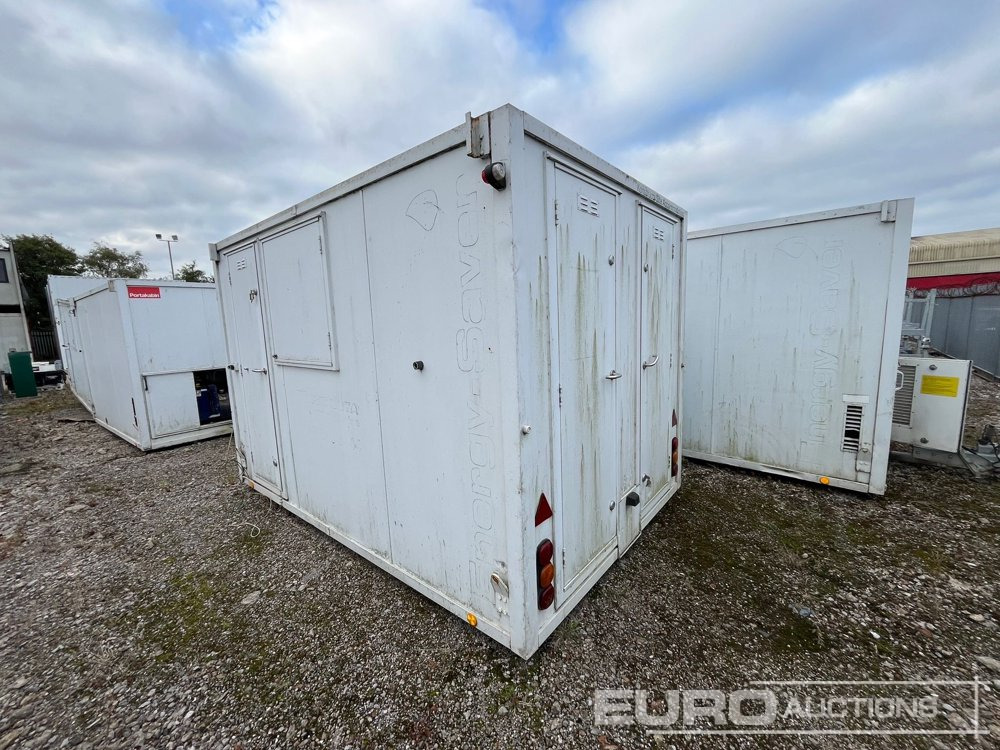 Single Axle Welfare Unit, Toilet, Drying Room, 3.3kVA Generator (Sold Off Site, Situated at Lyncastle Rd, Barleycastle Trading Estate, Warrington WA4 4RE, Contact James Turner 0044 7796 615 692 For Mo - Conteneur maritime: photos 2 Single Axle Welfare Unit, Toilet, Drying Room, 3.3kVA Generator (Sold Off Site, Situated at Lyncastle Rd, Barleycastle Trading Estate, Warrington WA4 4RE, Contact James Turner 0044 7796 615 692 For Mo - Conteneur maritime: photos 2