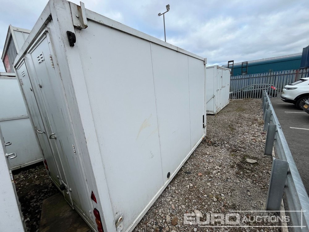 Single Axle Welfare Unit, Toilet, Drying Room, 3.3kVA Generator (Sold Off Site, Situated at Lyncastle Rd, Barleycastle Trading Estate, Warrington WA4 4RE, Contact James Turner 0044 7796 615 692 For Mo - Conteneur maritime: photos 1 Single Axle Welfare Unit, Toilet, Drying Room, 3.3kVA Generator (Sold Off Site, Situated at Lyncastle Rd, Barleycastle Trading Estate, Warrington WA4 4RE, Contact James Turner 0044 7796 615 692 For Mo - Conteneur maritime: photos 1
