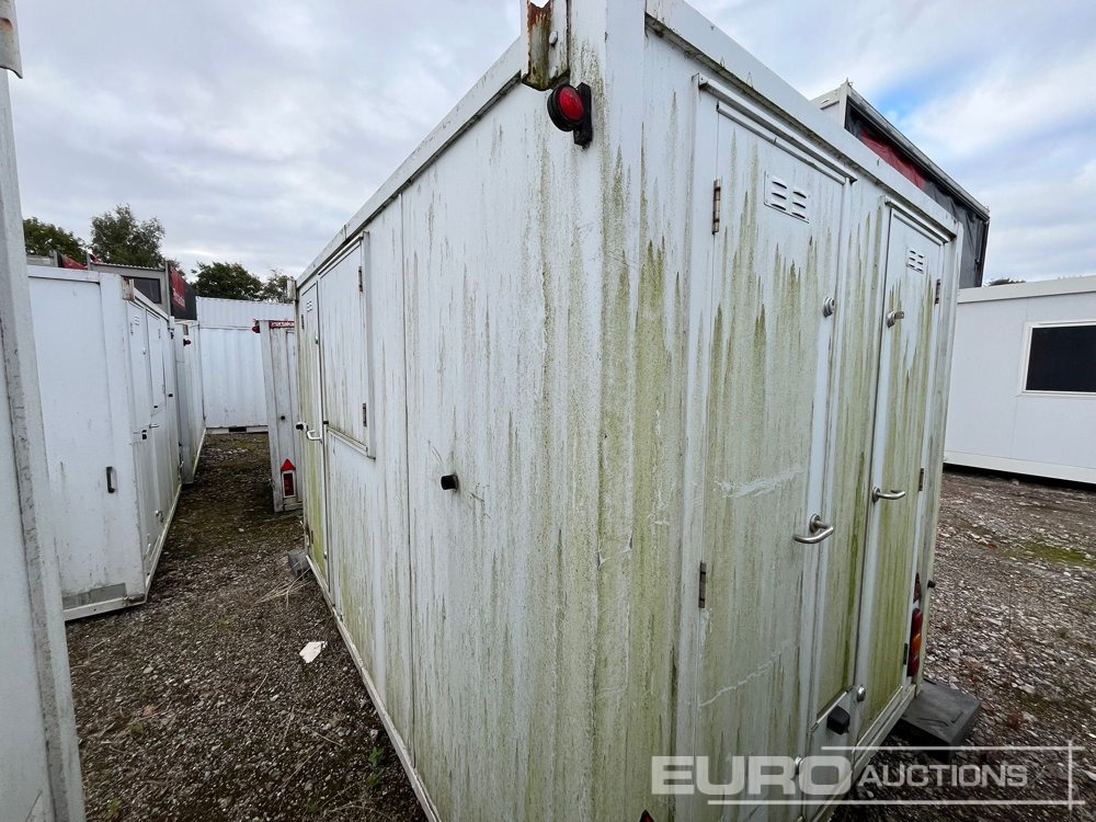 Single Axle Welfare Unit, Toilet, Drying Room, 3.3kVA Generator (Sold Off Site, Situated at Lyncastle Rd, Barleycastle Trading Estate, Warrington WA4 4RE, Contact James Turner 0044 7796 615 692 For Mo - Conteneur maritime: photos 2 Single Axle Welfare Unit, Toilet, Drying Room, 3.3kVA Generator (Sold Off Site, Situated at Lyncastle Rd, Barleycastle Trading Estate, Warrington WA4 4RE, Contact James Turner 0044 7796 615 692 For Mo - Conteneur maritime: photos 2