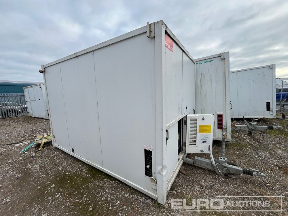 Single Axle Welfare Unit, Toilet, Drying Room, 3.3kVA Generator (Sold Off Site, Situated at Lyncastle Rd, Barleycastle Trading Estate, Warrington WA4 4RE, Contact James Turner 0044 7796 615 692 For Mo - Conteneur maritime: photos 3 Single Axle Welfare Unit, Toilet, Drying Room, 3.3kVA Generator (Sold Off Site, Situated at Lyncastle Rd, Barleycastle Trading Estate, Warrington WA4 4RE, Contact James Turner 0044 7796 615 692 For Mo - Conteneur maritime: photos 3