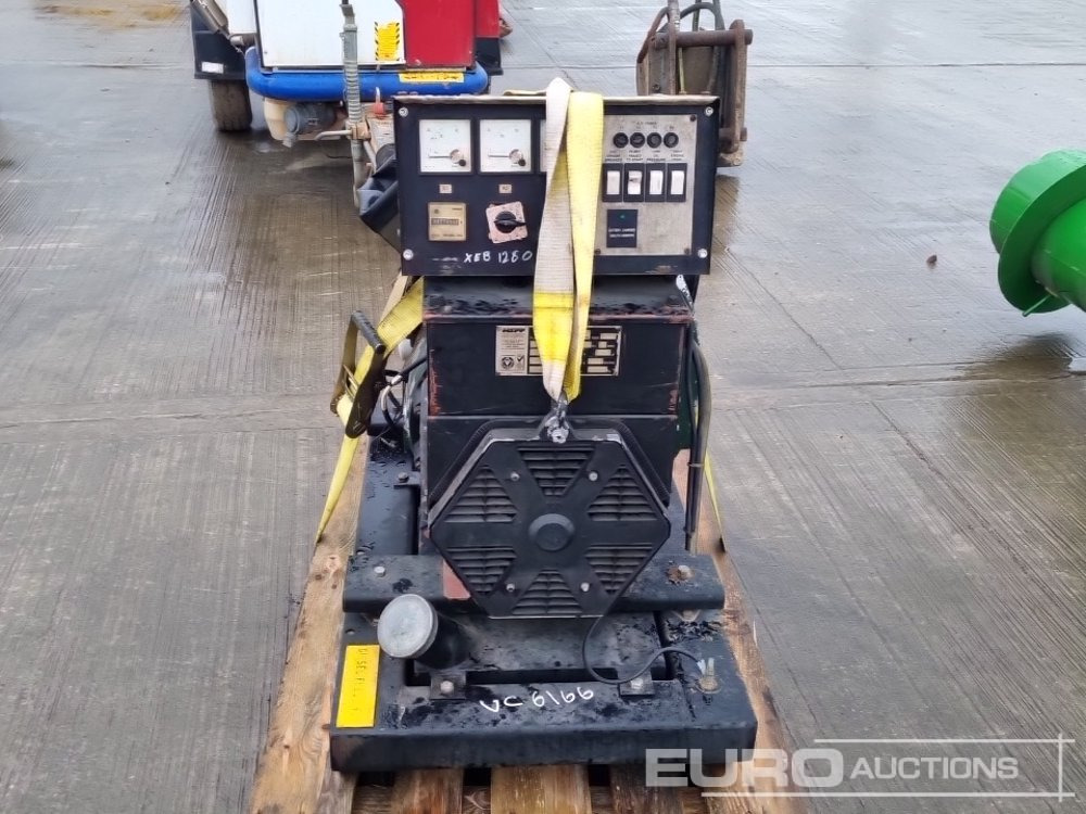 Stamford 9.5kVA Generator, Lister Petter Engine - Groupe électrogène: photos 4 Stamford 9.5kVA Generator, Lister Petter Engine - Groupe électrogène: photos 4