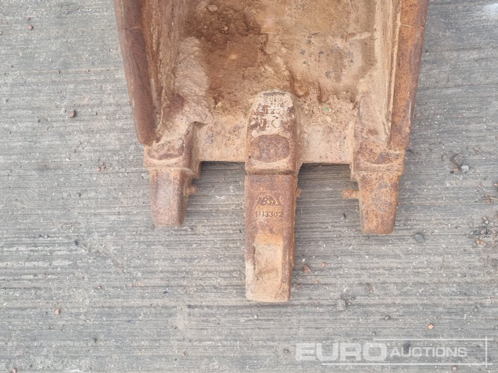 Godet Strickland 18" Ditching Bucket 65mm Pin to suit 13 Ton Excavator: photos 11