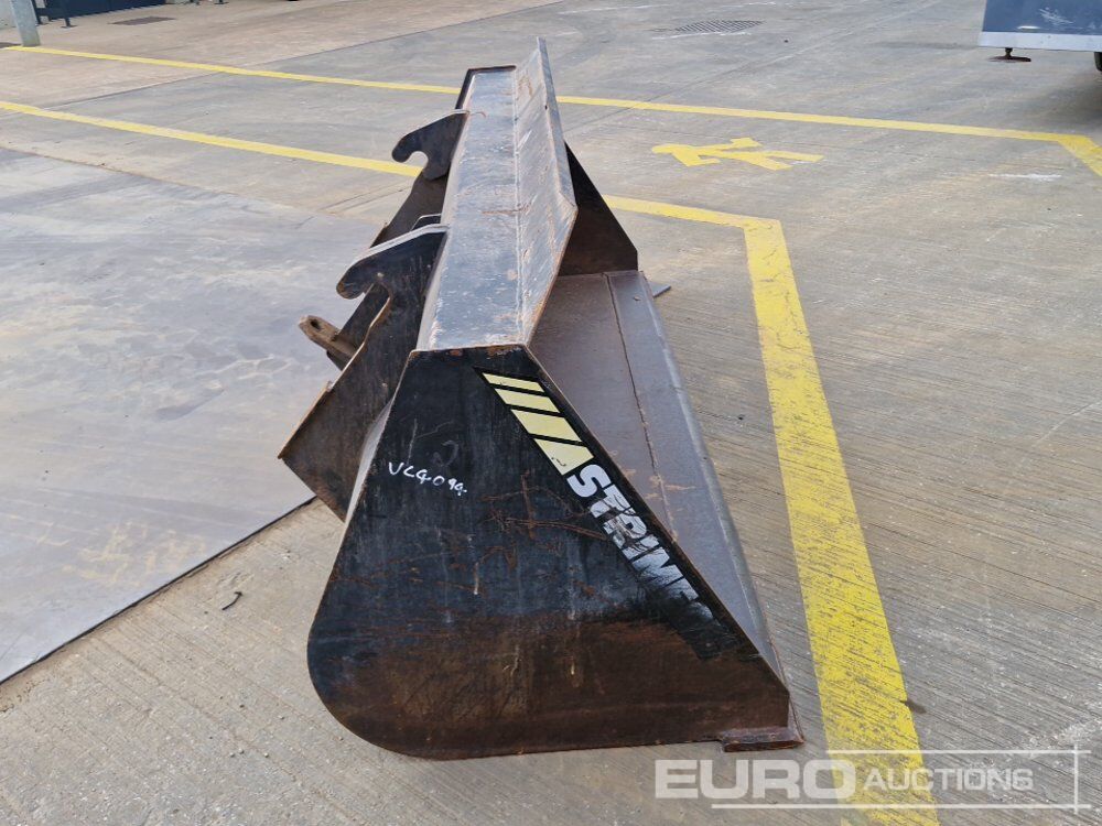 Godet Strimech 92" Loading Bucket to suit Telehandler: photos 6 Godet Strimech 92" Loading Bucket to suit Telehandler: photos 6