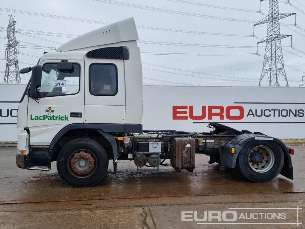 2000 Volvo FM12-380 - Tracteur routier: photos 2 2000 Volvo FM12-380 - Tracteur routier: photos 2