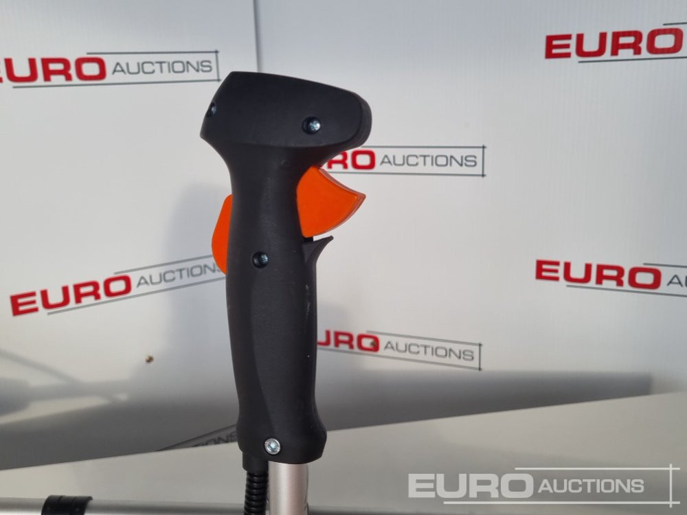 Unused 2024 Boss CG430Y-2 - Équipement de garage: photos 4 Unused 2024 Boss CG430Y-2 - Équipement de garage: photos 4