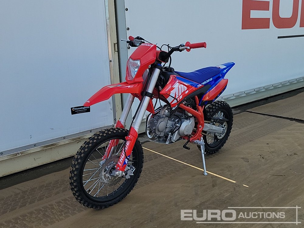 Unused 2025 Apollo Thunder - Motocyclette: photos 1 Unused 2025 Apollo Thunder - Motocyclette: photos 1