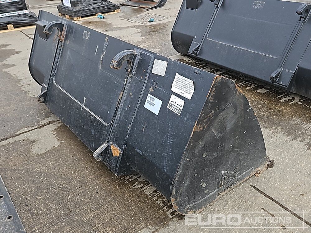 Unused 2025 Rhinox 90" Loading Bucket to suit Telehandler - Godet: photos 5 Unused 2025 Rhinox 90" Loading Bucket to suit Telehandler - Godet: photos 5