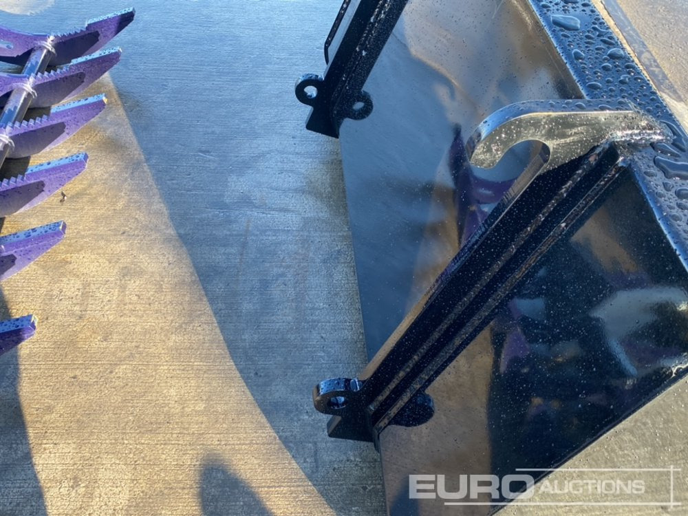 Godet neuf Unused 66" Loader Bucket to suit JCB Telehandler: photos 10