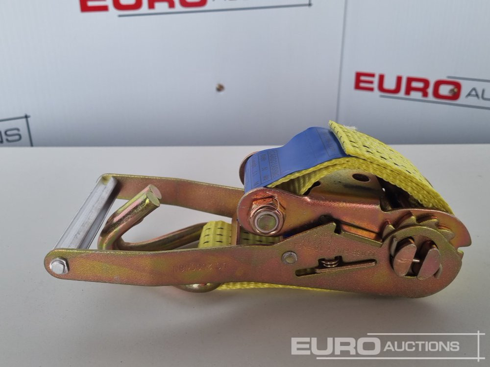 Matériel de chantier Unused Boss 4M x 50mm 5 Ton Ratchet Straps with Sling (4 of): photos 11