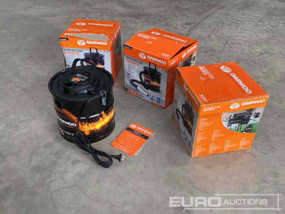 Unused Daewoo DAAVC1200K-20L 1200 W 20 Litre Ash Vacuum Cleaner (3 of) - Équipement de garage: photos 4 Unused Daewoo DAAVC1200K-20L 1200 W 20 Litre Ash Vacuum Cleaner (3 of) - Équipement de garage: photos 4