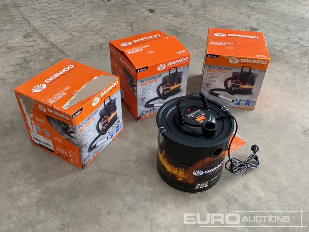 Unused Daewoo DAAVC1200K-20L 1200 W 20 Litre Ash Vacuum Cleaner (3 of) - Équipement de garage: photos 1 Unused Daewoo DAAVC1200K-20L 1200 W 20 Litre Ash Vacuum Cleaner (3 of) - Équipement de garage: photos 1