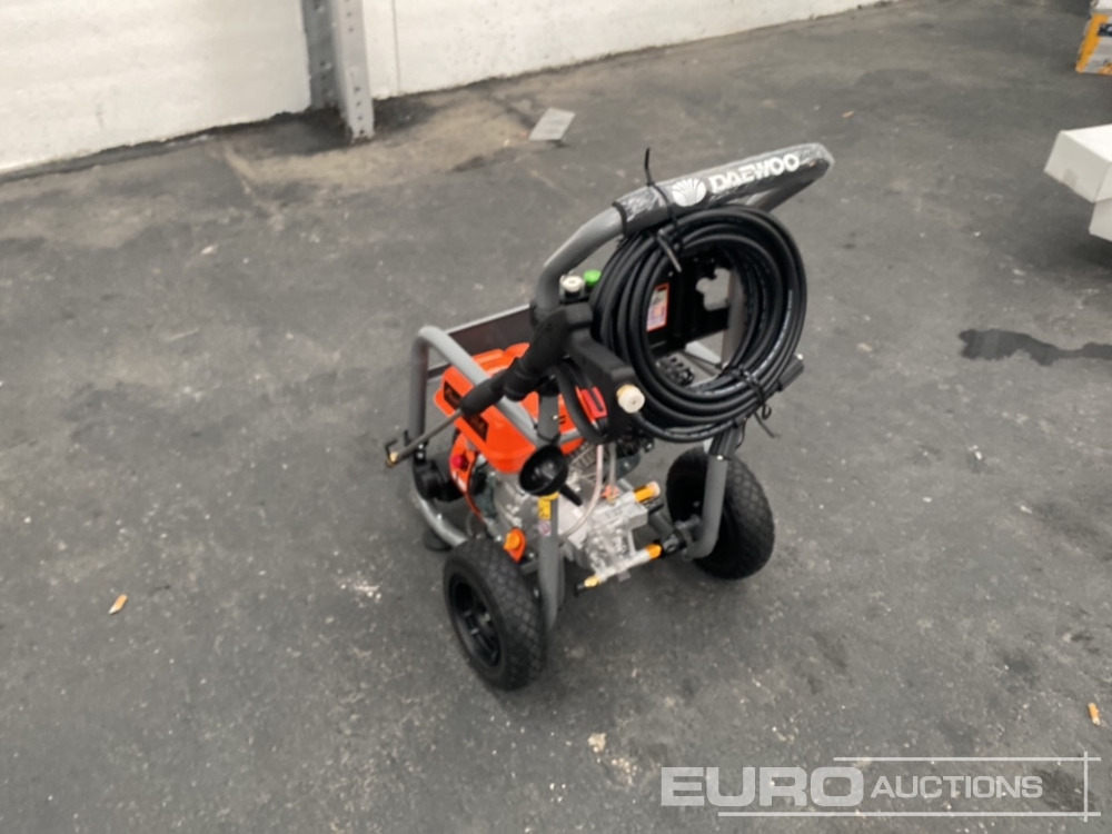 Unused Daewoo DGPW3100H-K 5.8Hp Petrol Pressure Washer - Nettoyeur haute pression: photos 2 Unused Daewoo DGPW3100H-K 5.8Hp Petrol Pressure Washer - Nettoyeur haute pression: photos 2