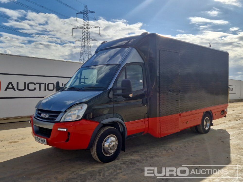 2008 Iveco 6 Speed Mobile Workshop Van, Racking Storage System, Work Bench, Power Oulets, Tail Lift, Reverse Camera (Reg. Docs. & Plating Certificate Available) - Véhicule utilitaire: photos 1 2008 Iveco 6 Speed Mobile Workshop Van, Racking Storage System, Work Bench, Power Oulets, Tail Lift, Reverse Camera (Reg. Docs. & Plating Certificate Available) - Véhicule utilitaire: photos 1