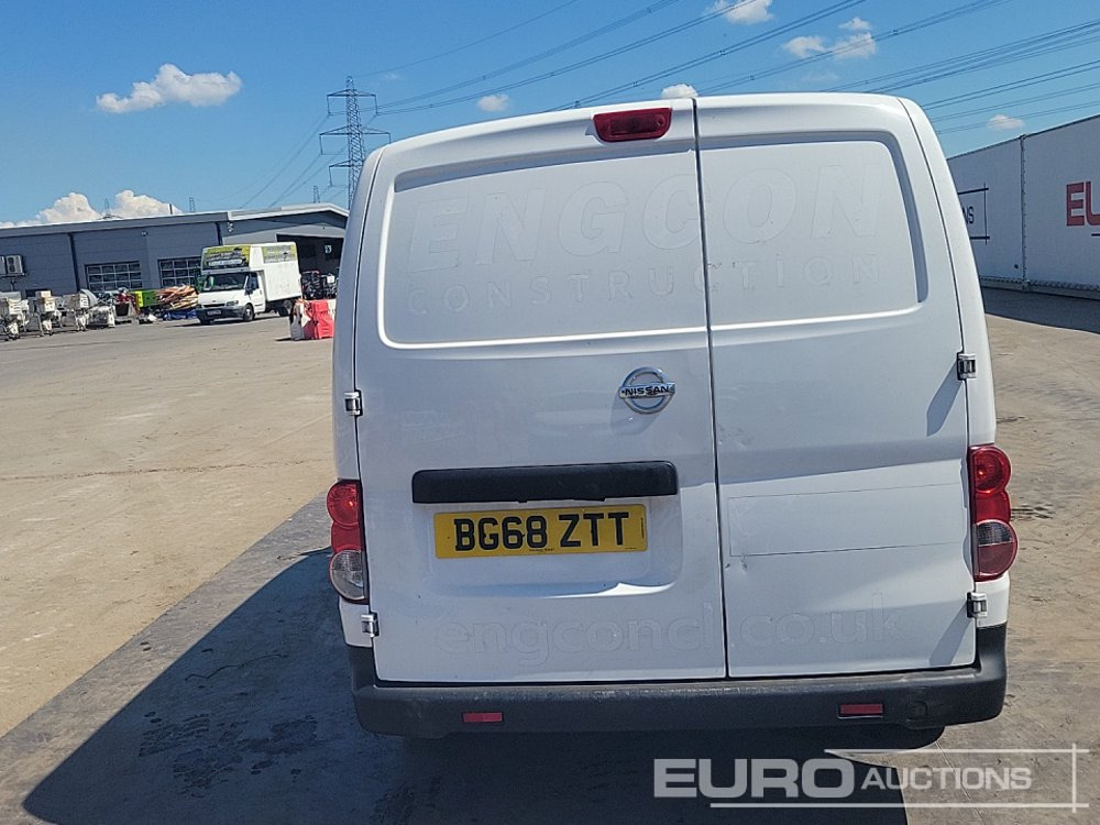 Nissan NV200 - Véhicule utilitaire: photos 4 Nissan NV200 - Véhicule utilitaire: photos 4