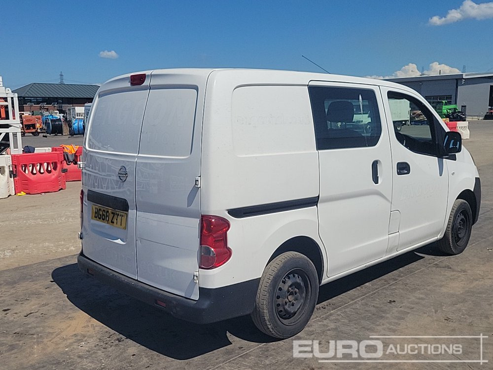 Nissan NV200 - Véhicule utilitaire: photos 5 Nissan NV200 - Véhicule utilitaire: photos 5
