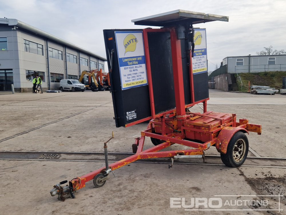 Ver-mac PCMS 320QS Portable Changeable Message Sign - Matériel de chantier, Remorque: photos 3 Ver-mac PCMS 320QS Portable Changeable Message Sign - Matériel de chantier, Remorque: photos 3