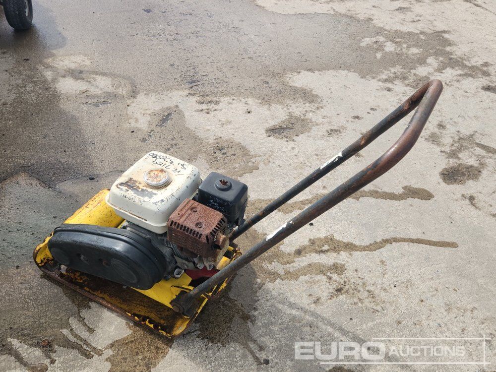 Wacker Petrol Compaction Plate, Honda Engine - Matériel de béton: photos 3 Wacker Petrol Compaction Plate, Honda Engine - Matériel de béton: photos 3