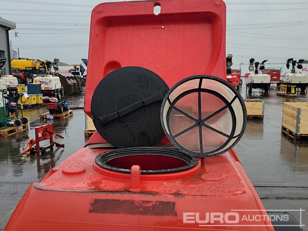 Cuve de stockage Western Single Axle Plastic Water Bowser: photos 17
