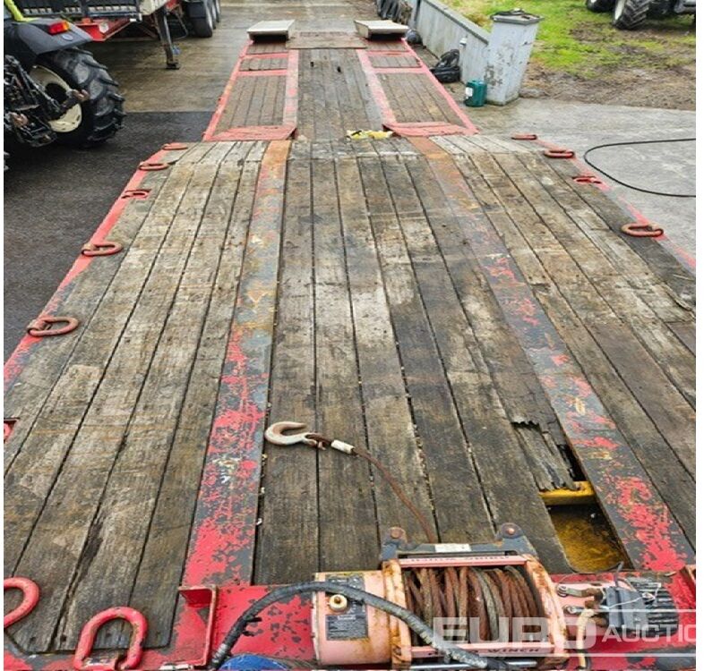 Wraith Tri Axle Step Frame Low Loader Trailer - Semi-remorque surbaissé: photos 2 Wraith Tri Axle Step Frame Low Loader Trailer - Semi-remorque surbaissé: photos 2