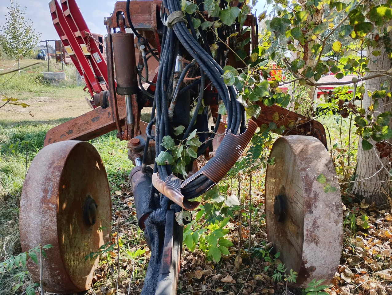 Trattore usato Fiat Allis AD14B - Tracteur agricole: photos 4 Trattore usato Fiat Allis AD14B - Tracteur agricole: photos 4