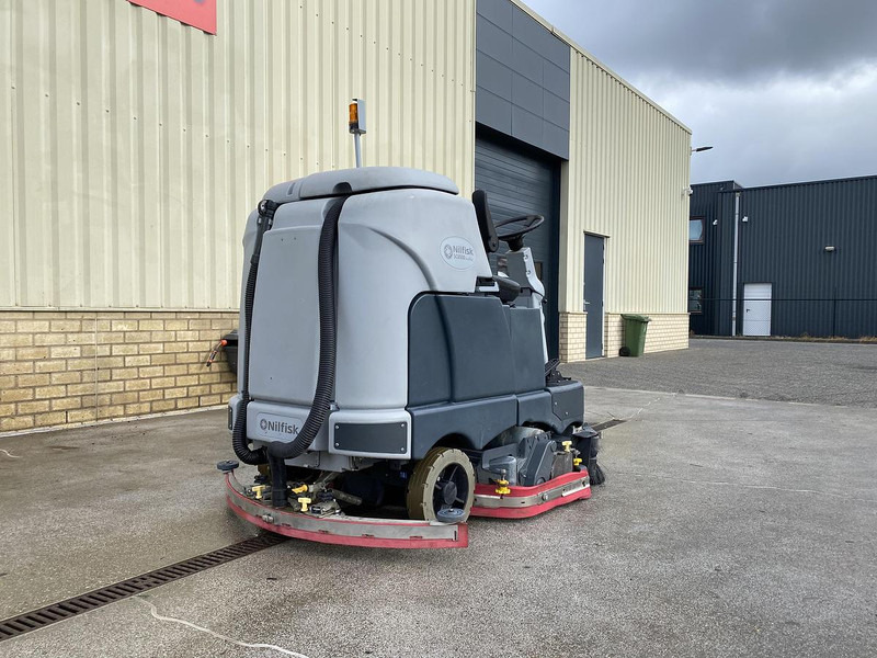 Nilfisk SC6500 1300C, Veeg- Schrobmachine - Autolaveuse: photos 2 Nilfisk SC6500 1300C, Veeg- Schrobmachine - Autolaveuse: photos 2